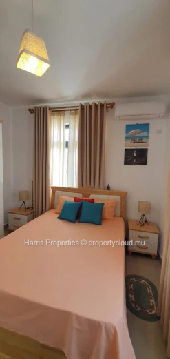 Modern & bright apartment on second floor for rent in Pereybere 