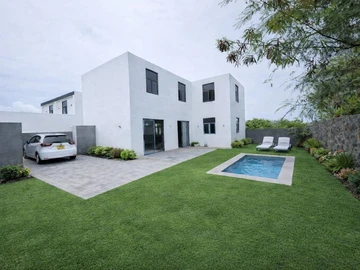 4 Bedroom Villa