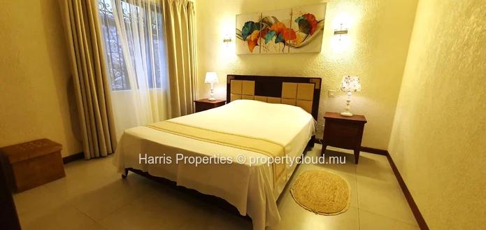 Sumptuous 3 bedrooms waterfront villa for sale - Calodyne