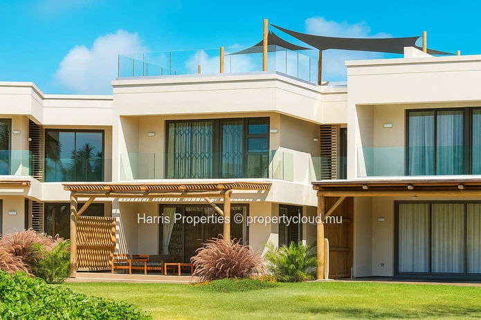 Exquisite Waterfront Duplex in Calodyne – Le Barachois