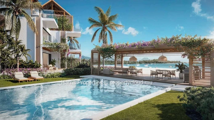 Beautiful beachfront Penthouse for sale on the west coast