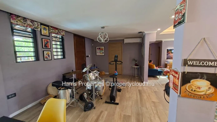 For Sale – Stunning Villa In Balaclava 