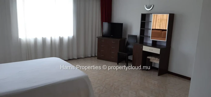 One bedroom house for rent in a complex