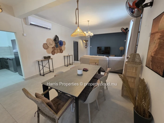 Magnificent Ground Floor Apartment for Rent in a Secure Residence, Pereybere