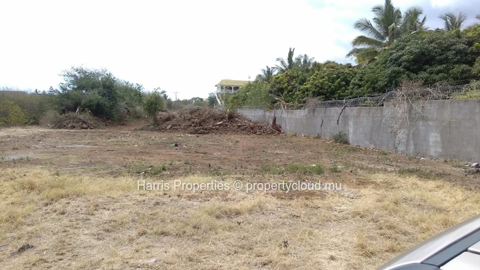 Residential Land for Sale – 53 Perches in Bain Boeuf