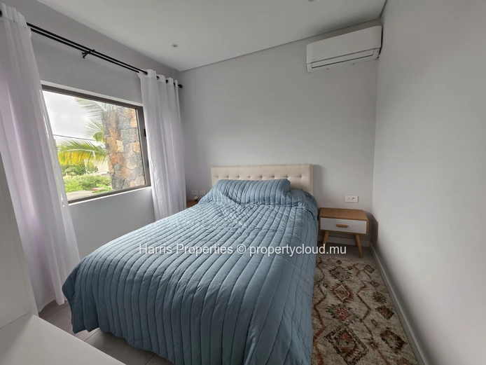 Fully furnished and equipped G+2 modern apartment for sale in Pereybere