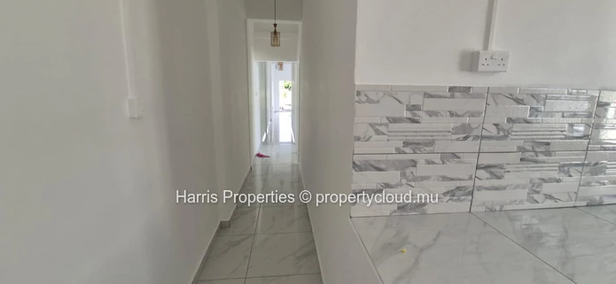 Appartement non meublé au rez-de-chaussée à louer à Grand Gaube