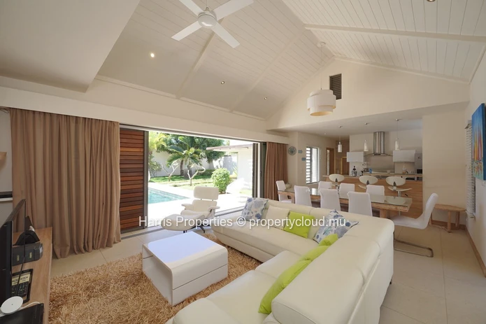 Exquisite RES villa for sale in a secure residential complex in the heart of Grand Baie