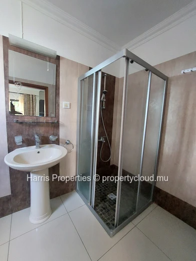 New and modern apartment for rent in Pereybere