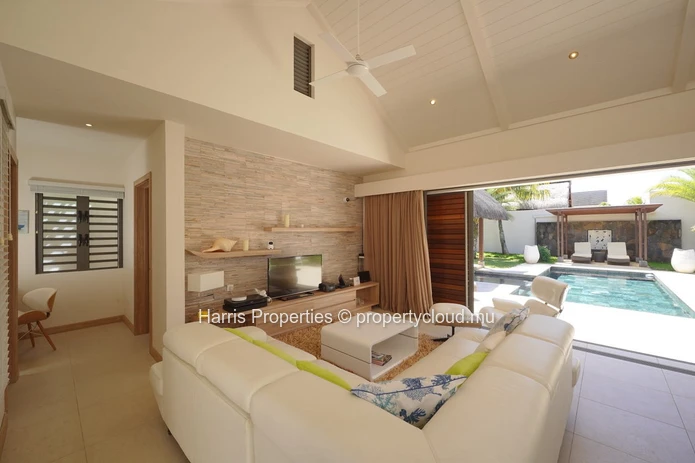 Exquisite RES villa for sale in a secure residential complex in the heart of Grand Baie