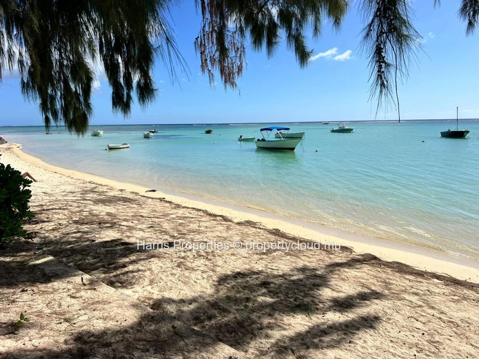 Exceptional Beachfront Land For Sale In Pereybere – Rare Investment Opportunity 