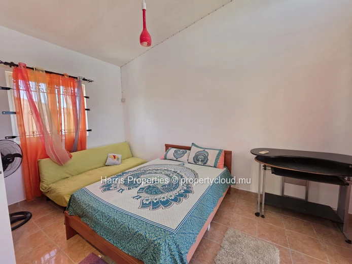 Triplex à vendre à Grand Gaube – Résidence sécurisée