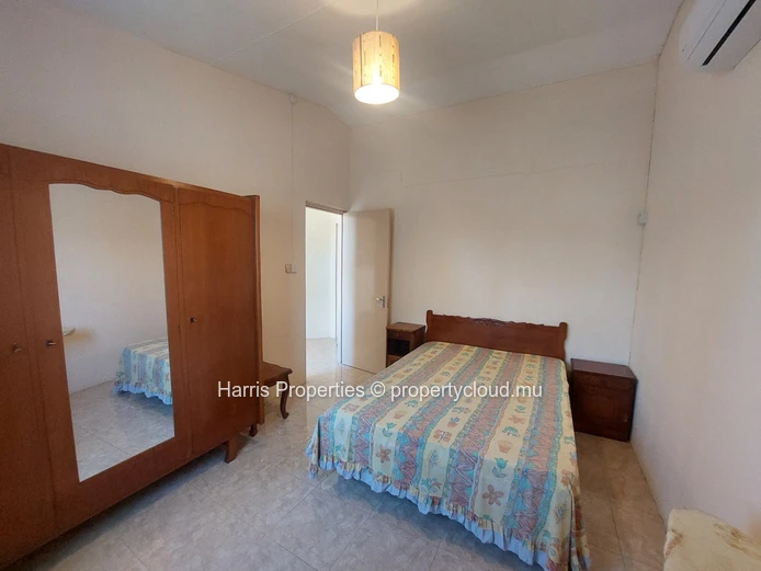 Individual NHDC house for rent in Mon Choisy 