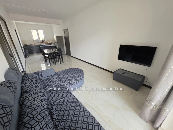 Beautiful furnished first floor apartment available for rent in Pereybere