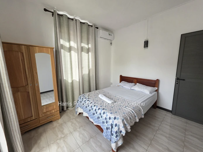 Beautiful furnished first floor apartment available for rent in Pereybere