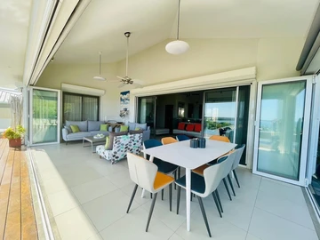 5 Bedroom Villa