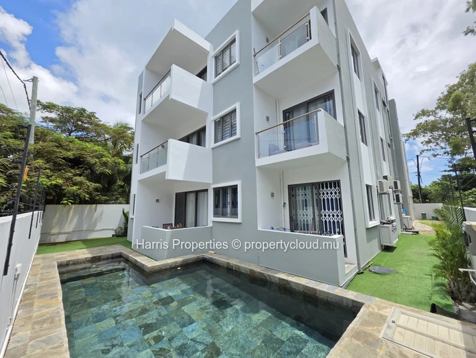 Appartement luxueux et superbement aménagé à vendre à Pereybere