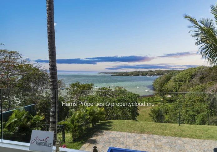 Stunning beachfront apartment located within a secure complex in Trou d’Eau Douce available for rent