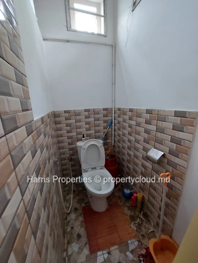 First floor furnished apartment for rent in Vale 