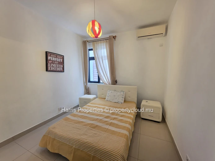 Splendid 2nd floor apartment for rent in a high-end residence in Pereybere, with lift access