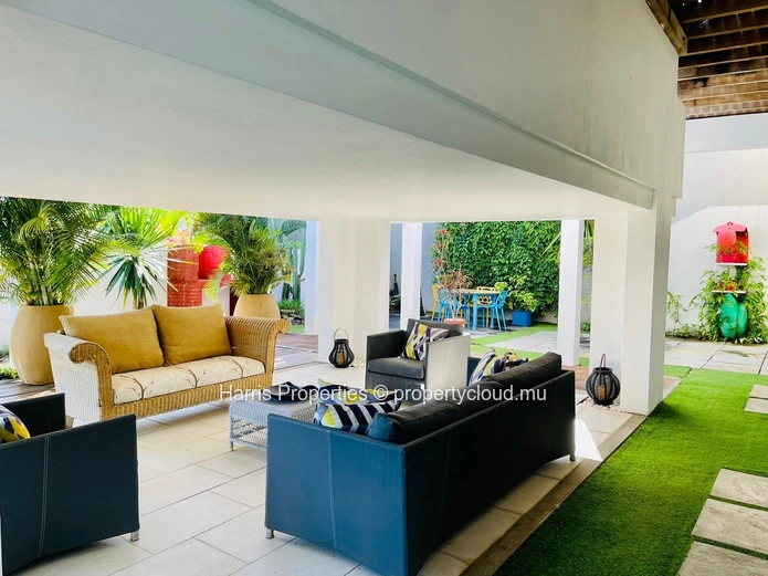 RES villa for sale in La Tourelle du Tamarin 