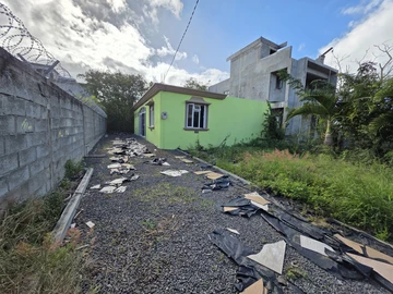 2 Bedroom House