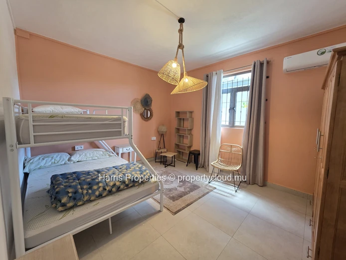 Magnificent Ground Floor Apartment for Rent in a Secure Residence, Pereybere