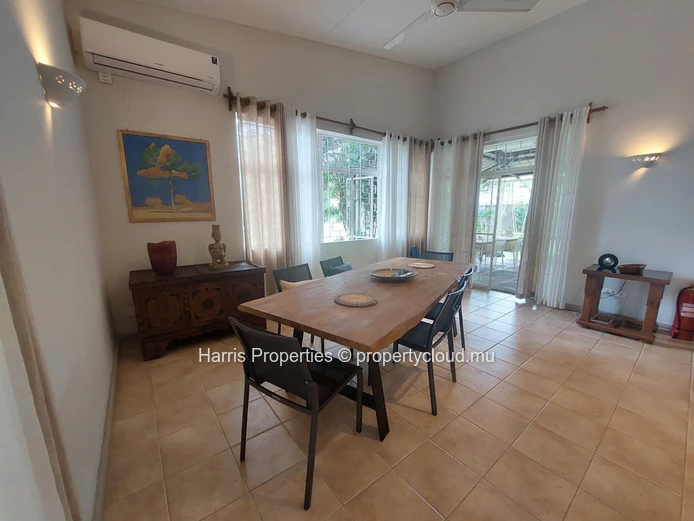Large and beautiful Creole house ideally located in Péreybère for your vacation