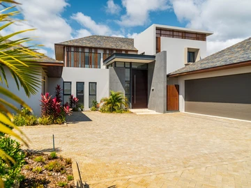 4 Bedroom Villa