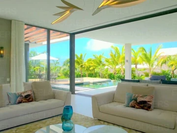 7 Bedroom Villa
