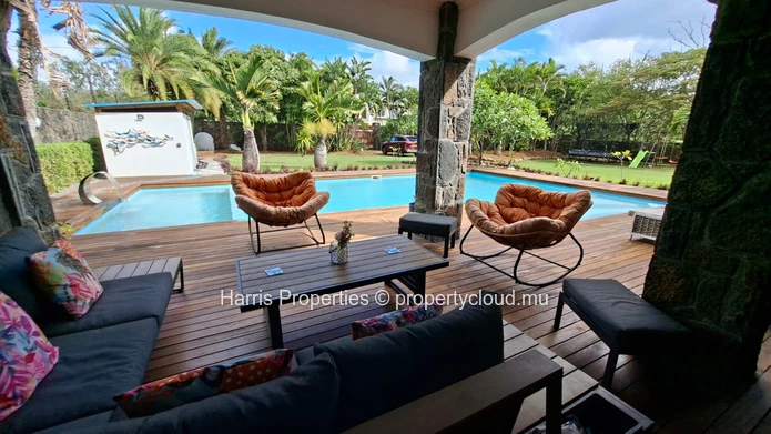 For Sale – Stunning Villa In Balaclava 