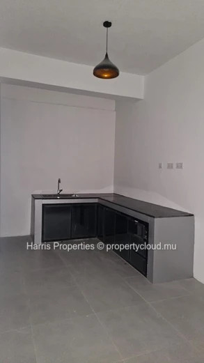 For rent office space of 100m2 in Port Louis (Sole Mandate)