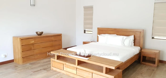 Sumptuous villa of 4 Bedrooms for sale - BALACLAVA SECTOR