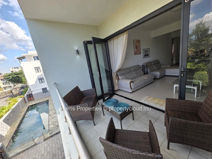 Splendid 2nd floor apartment for rent in a high-end residence in Pereybere, with lift access