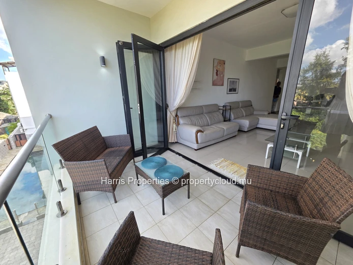 Splendid 2nd floor apartment for rent in a high-end residence in Pereybere, with lift access
