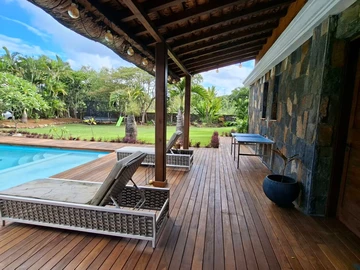 6 Bedroom Villa