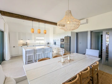 4 Bedroom Apartment