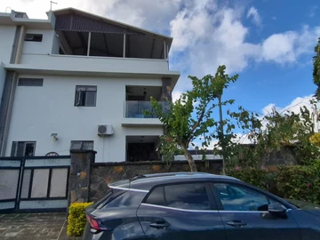 5 Bedroom Villa