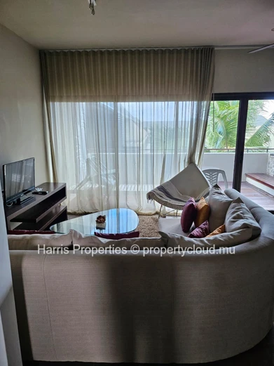 High-end RES penthouse for sale in a secure residential complex in Grand Baie 