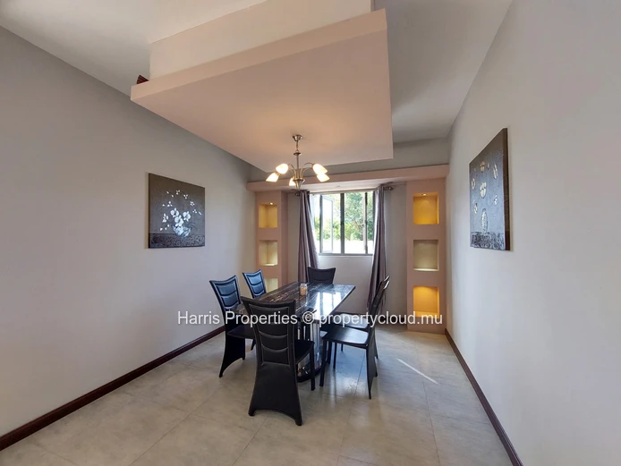 Stunning house for sale in Calodyne 