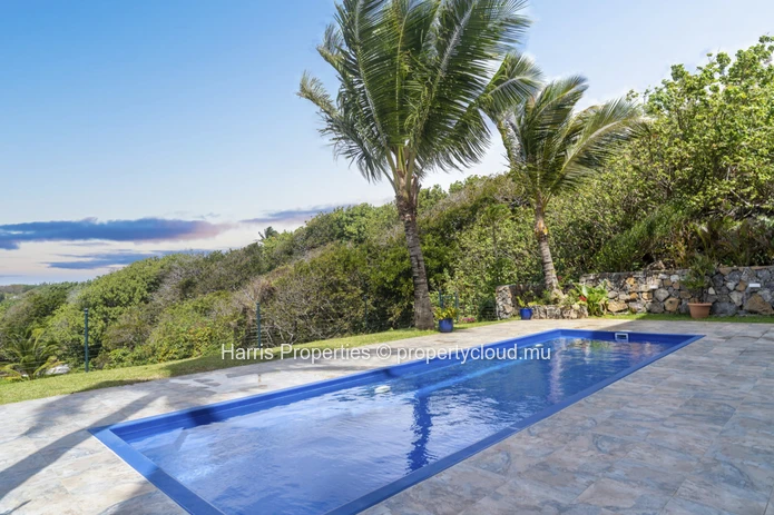 Stunning beachfront apartment located within a secure complex in Trou d’Eau Douce available for rent