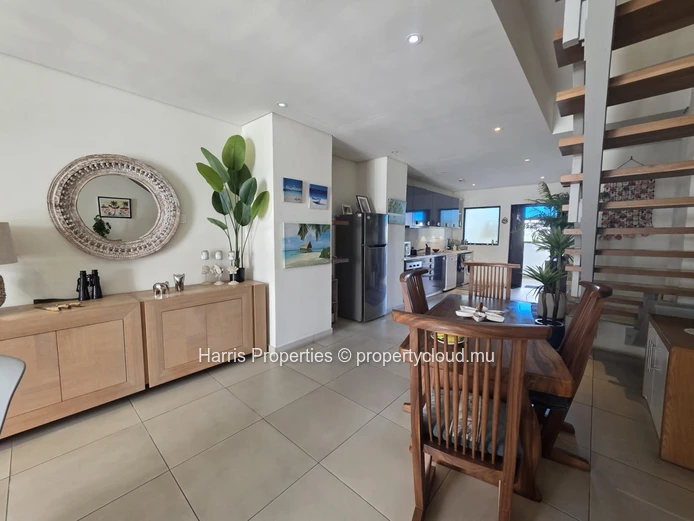 Magnifique duplex à vendre dans le prestigieux centre commercial La Croisette