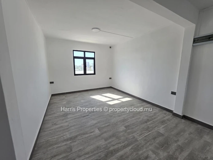 FOR SALE – New beautiful villa in Grand Gaube (Sole Mandate)