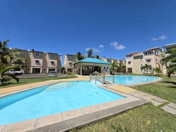 3 Bedroom Townhouse, Duplex