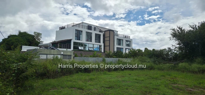 FOR SALE – Ground Floor Apartment – Reserved for Mauritian Citizens