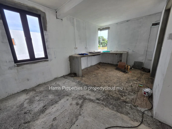 Investment opportunity: Off-plan individual villas in Khoyratty