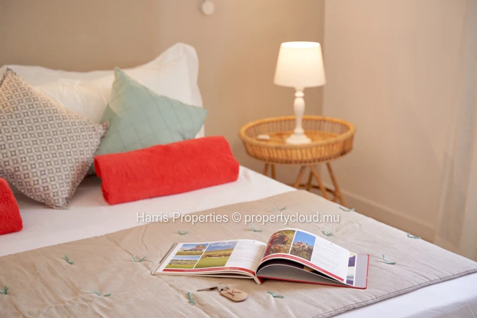 G+2 apartment – Pointe aux Canonniers (2 minutes by car from Mont Choisy beach)