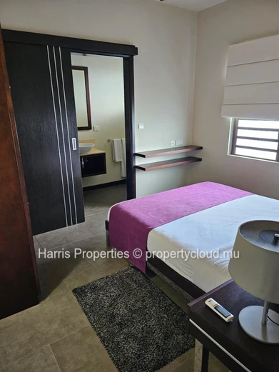 High-end RES penthouse for sale in a secure residential complex in Grand Baie 