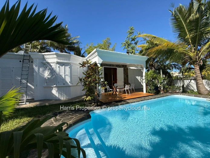 Beautiful single-story villa for rent in Bain Boeuf