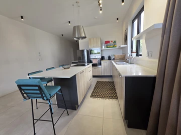 3 Bedroom Apartment